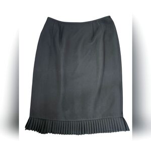 Elegant Black Pleated Skirt